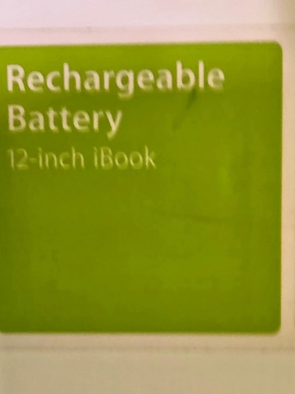 Apple Rechargeable Battery 12-inch iBook, White